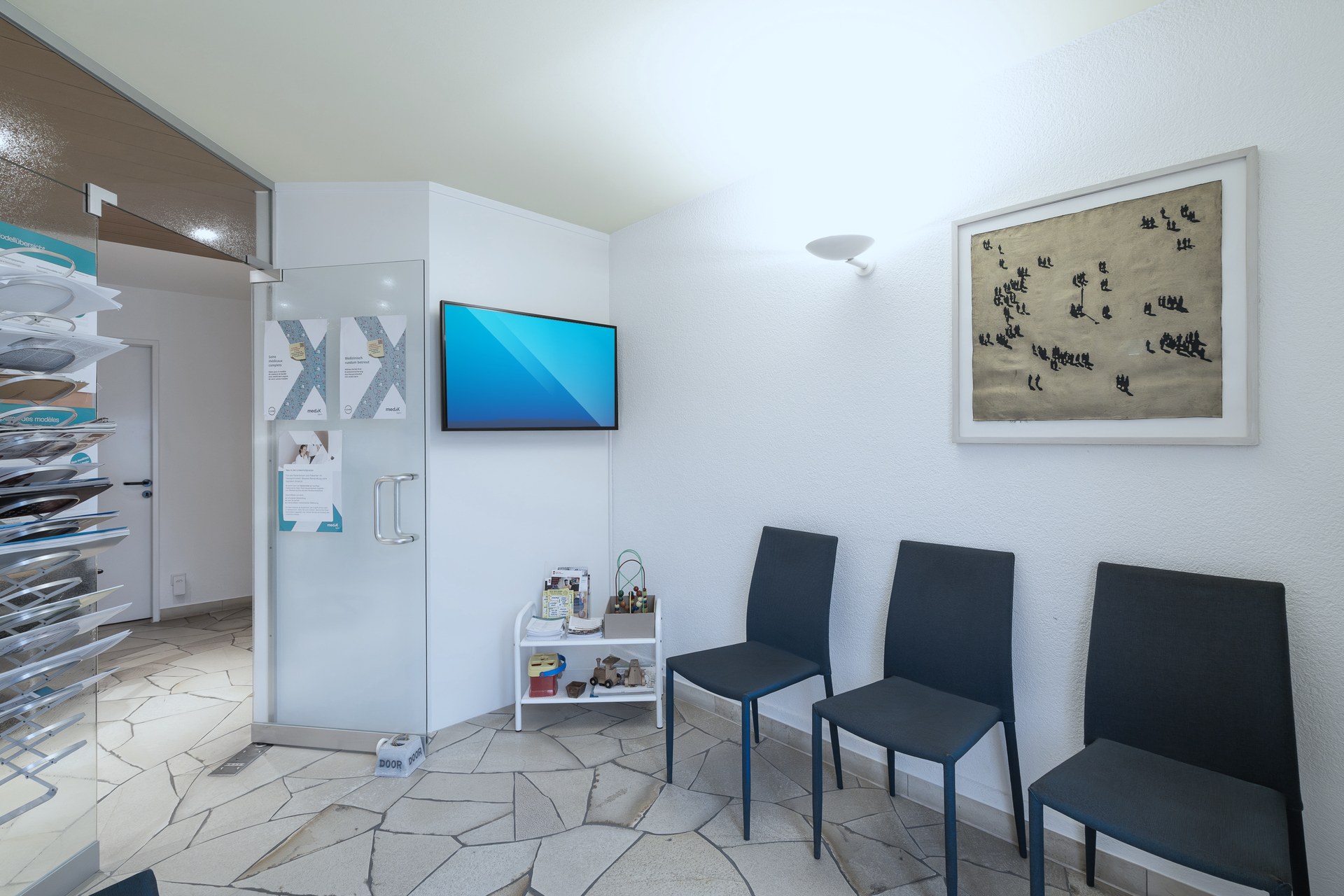 Praxis TV — DOOH-Werbescreen